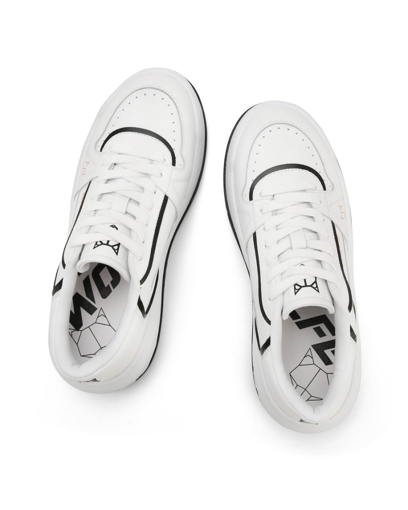 White Naked Wolfe Cara Leather Women's Sneakers | YMC7514PX