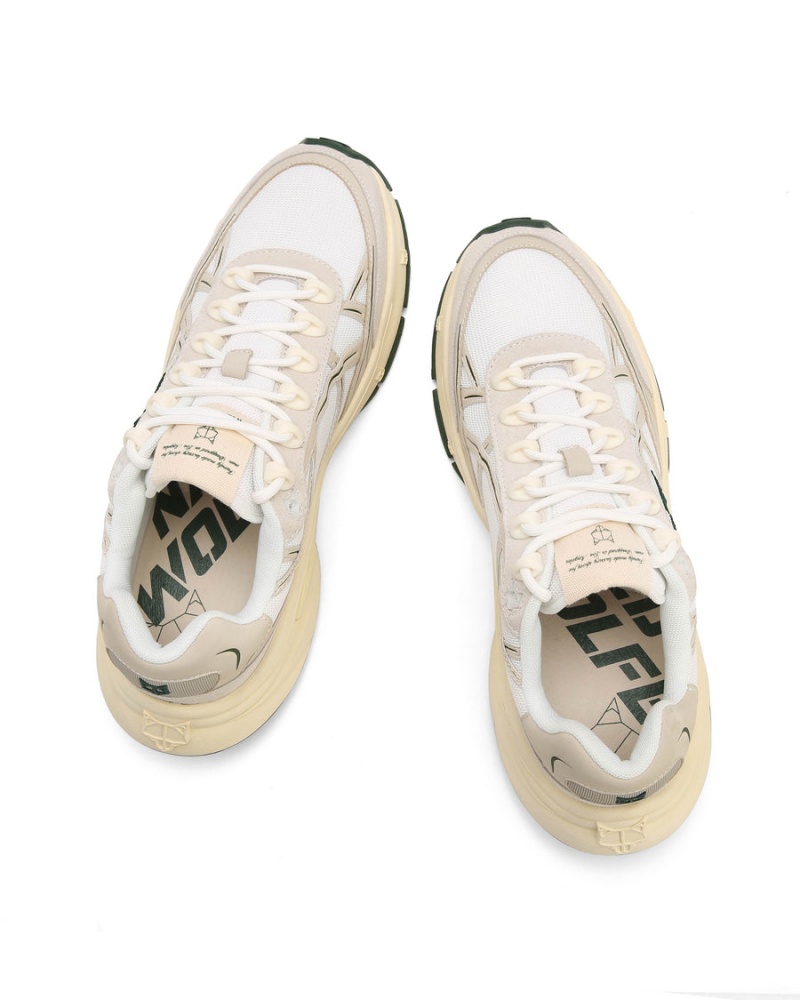 White Naked Wolfe Fever Mesh Men's Sneakers | QDC6881SV